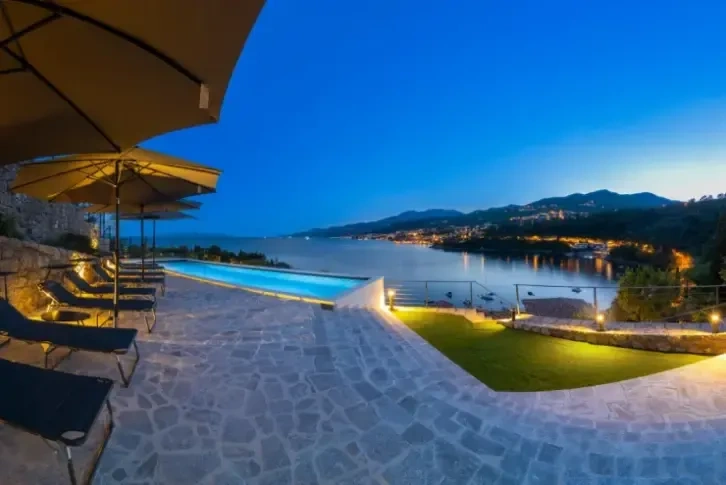 Apartment with sea view in the prestigious area of Volosko, Croatia