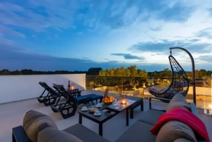 Villa with pool near Svetvinchent, Istria