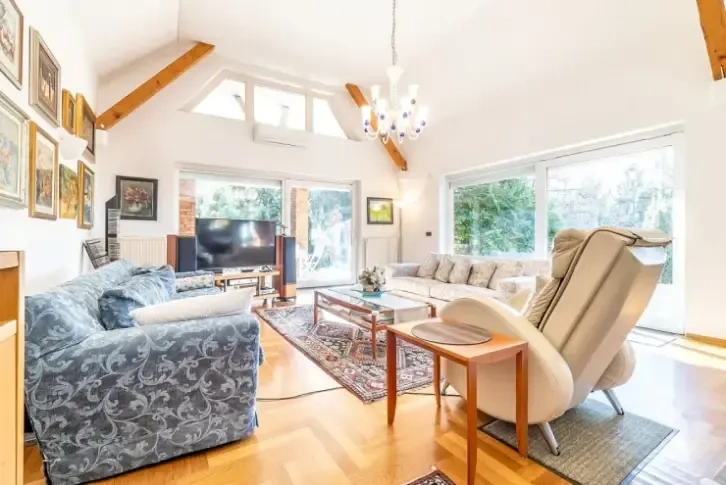 Villa in der angesehenen Gegend von Six Ne, Zagreb