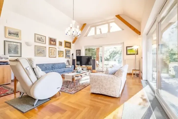 Villa in der angesehenen Gegend von Six Ne, Zagreb