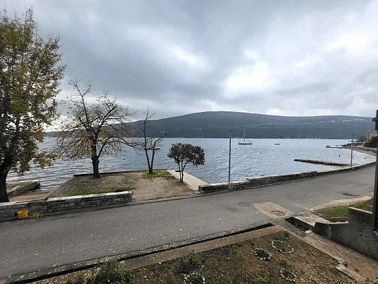 Appartamento 64 m2 nella località costiera di Baosici, Montenegro