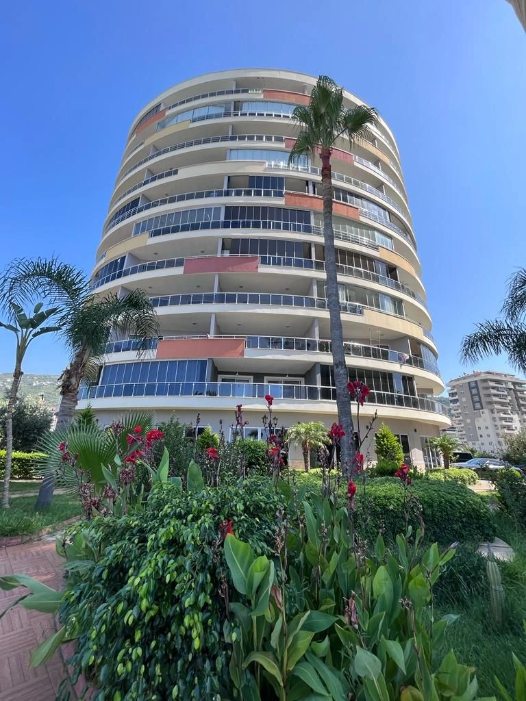 Apartment 1+1 in Cikcilli, Alanya