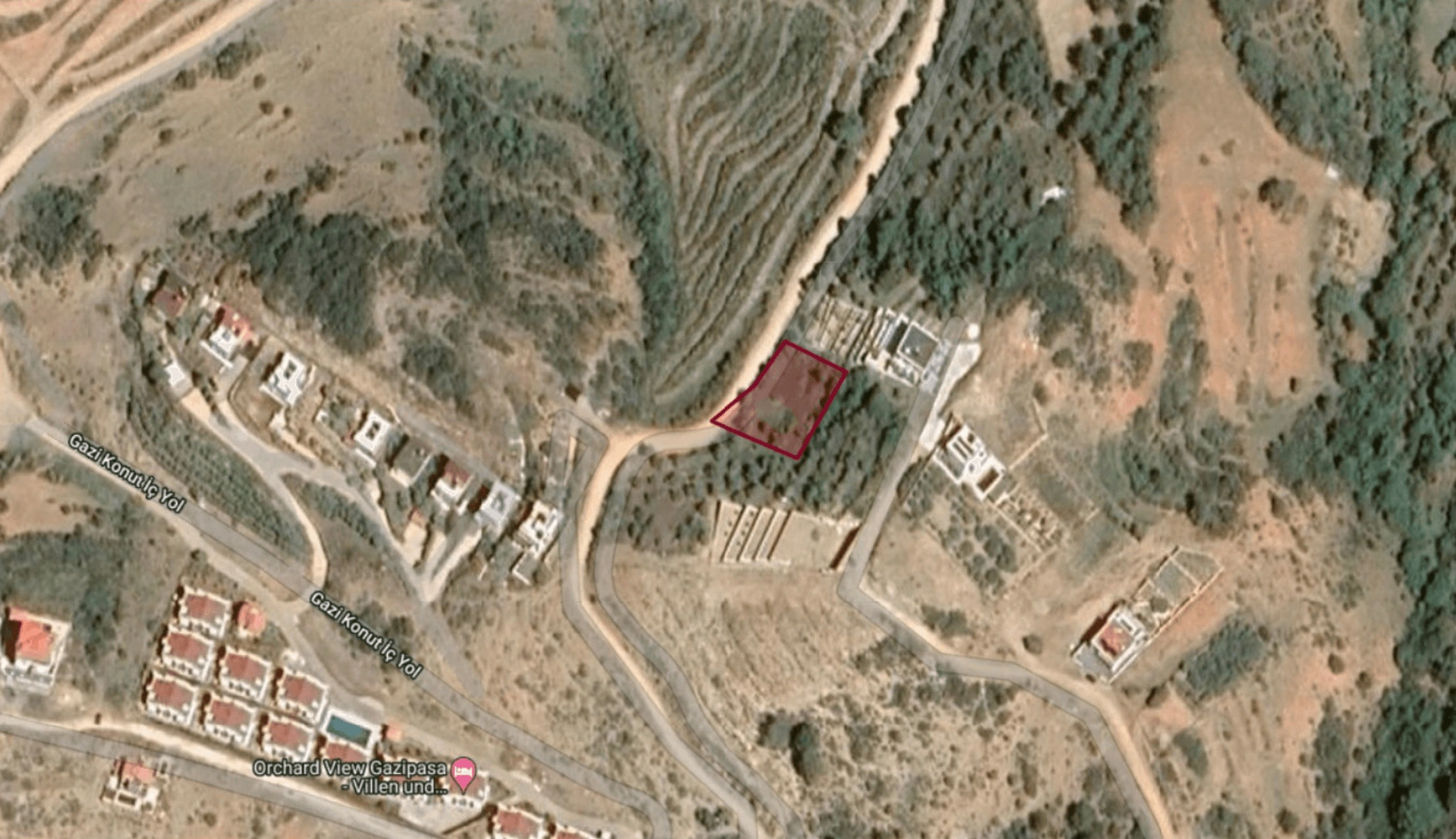 Land for construction of apartments, villas and hotels in Gazipasa