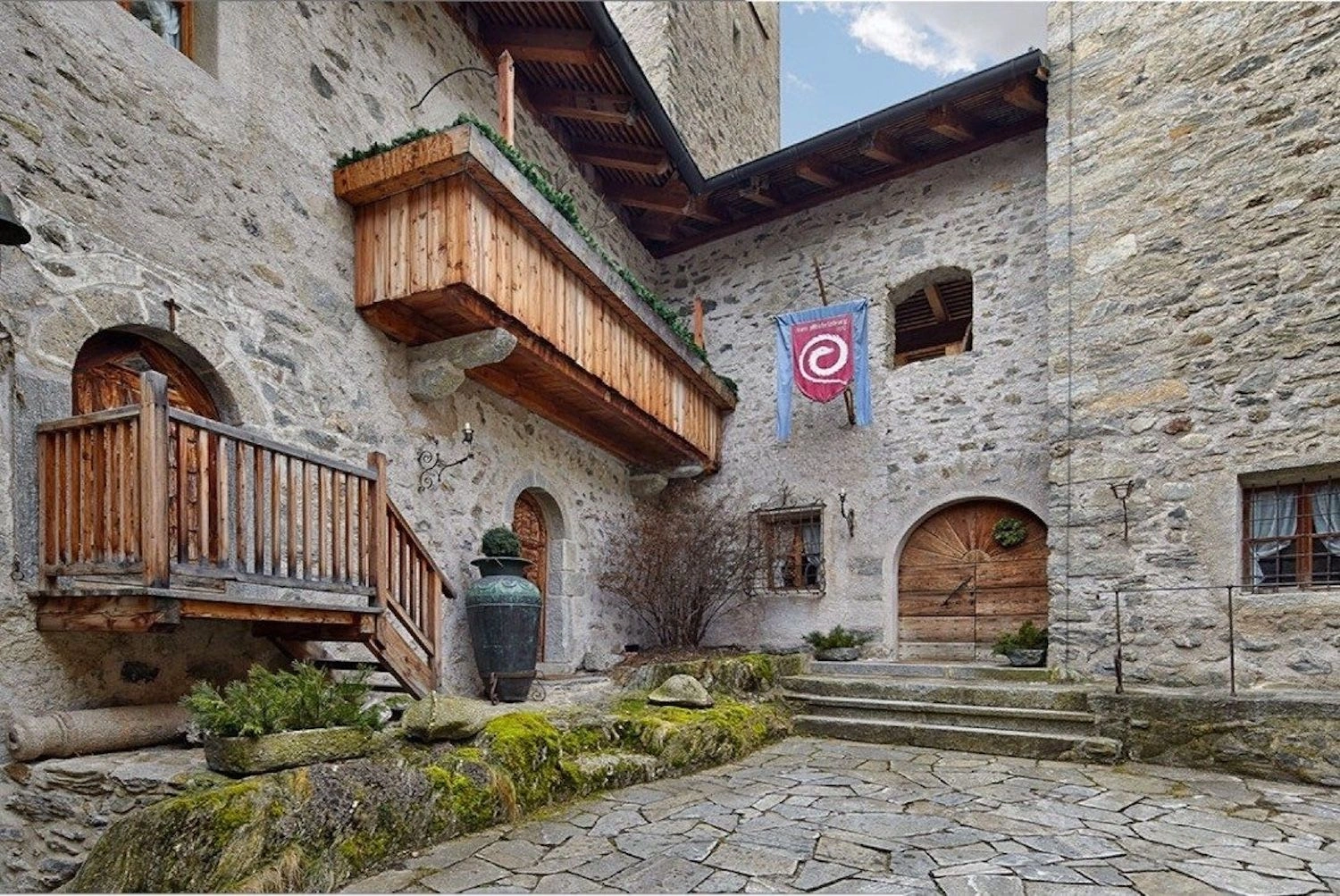 Castillo medieval único en Brunico