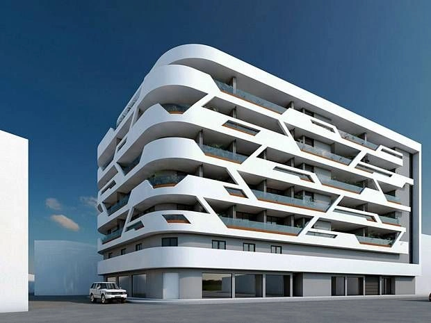 مشروع فاخر في قلب خليج لارنكا، قبرص