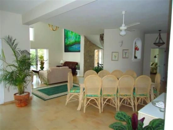 Oceanfront villa 5+1 in the suburbs of Puerto Plata, Dominican Republic