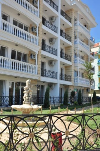 Wohnung mit hochwertiger Ausstattung und Meerblick in Ravda - € 58.000