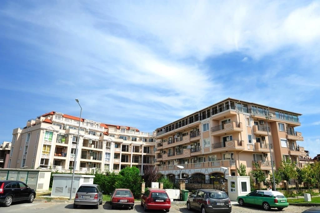 Studio apartment with a spacious terrace in Nessebar, Bulgaria