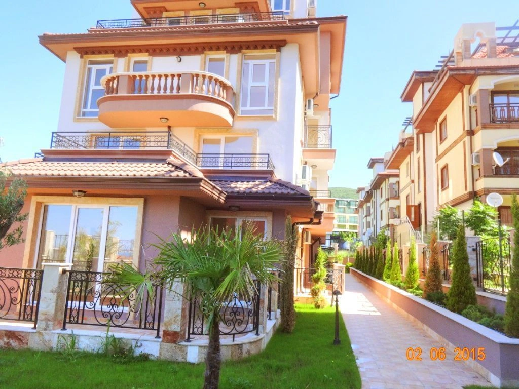 Furnished apartment in a modern complex of St. Vlas, Bulgaria