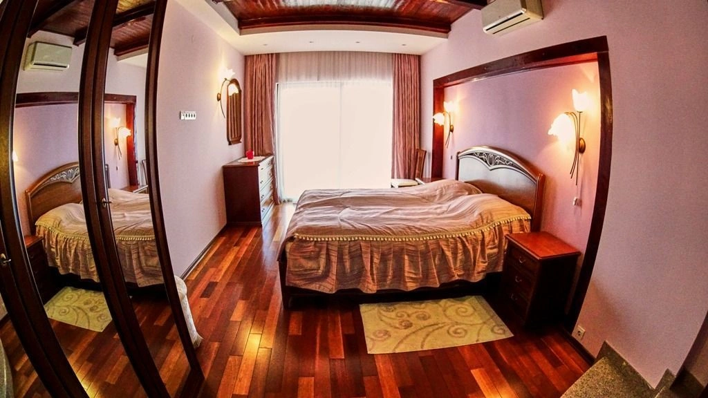 Elite mansion 663m2 in Budva