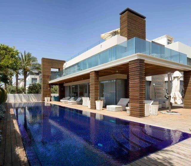 Villa 6+1 im Marina-Hafen von Herzlia, Israel