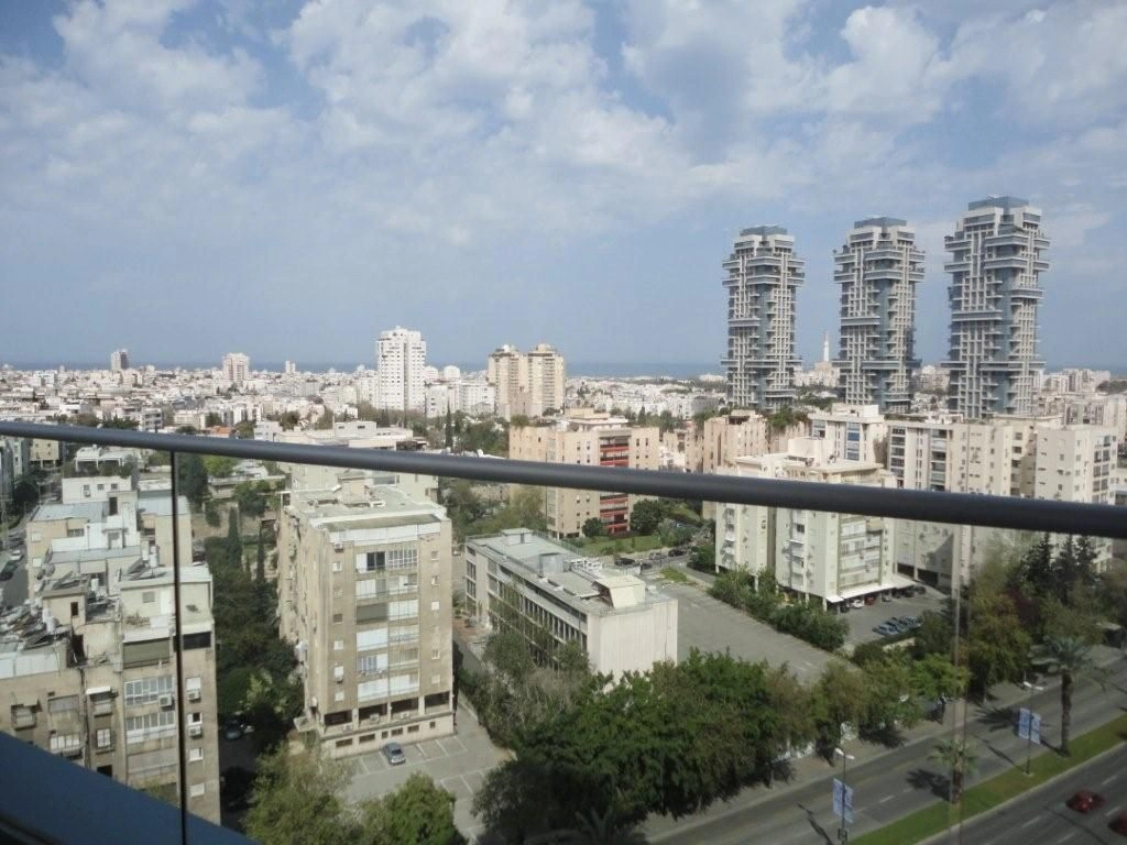 3+1-Wohnung mit Meer- und Tel‑Aviv-Blick, Israel