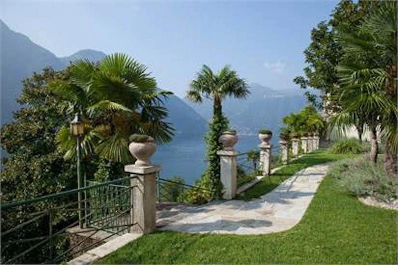 Luxury apartment on Lake Como