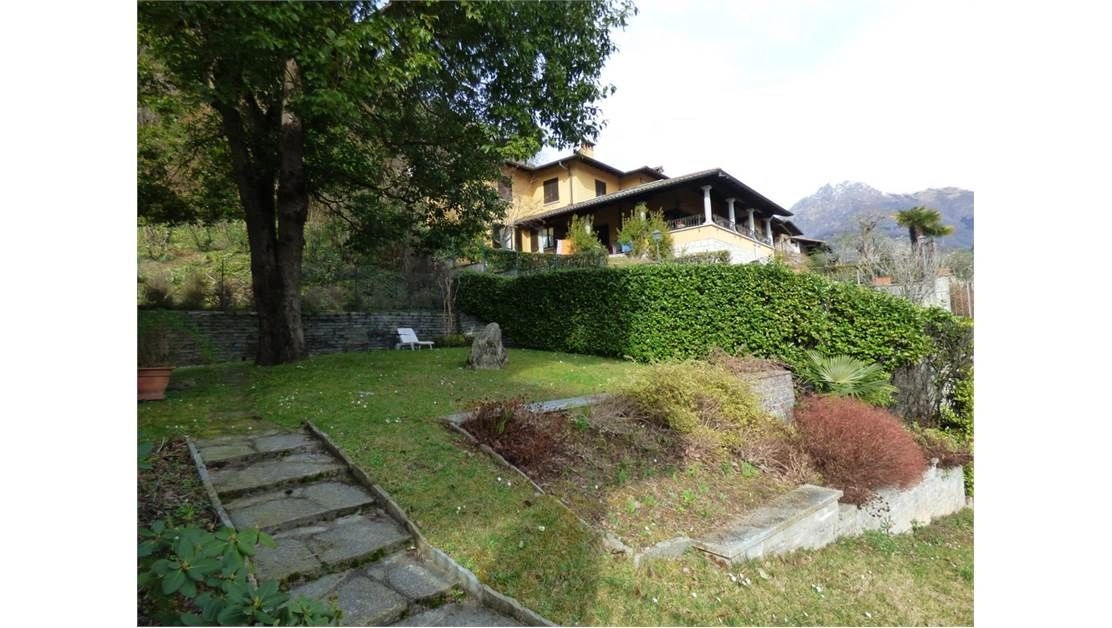 View apartment 80 m2 in Como