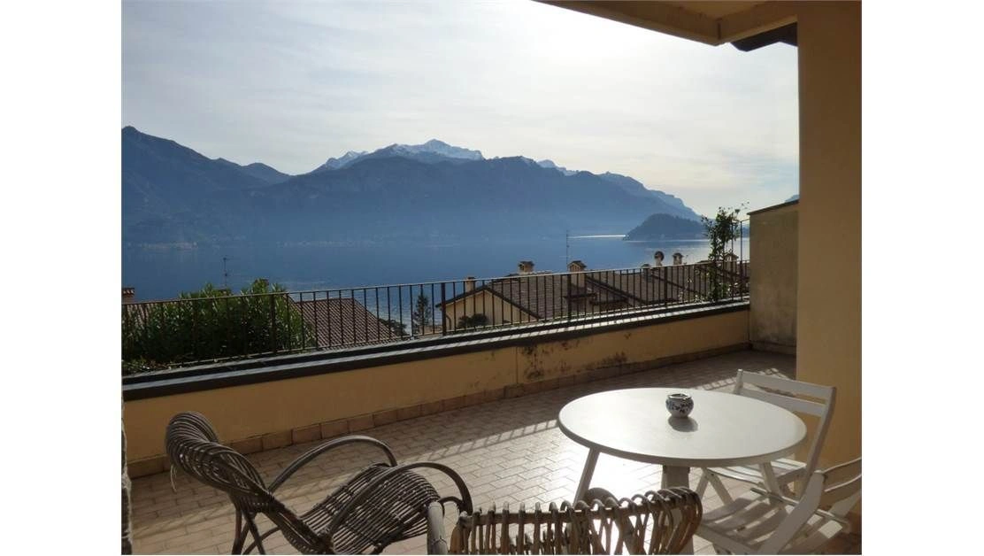 View apartment 80 m2 in Como