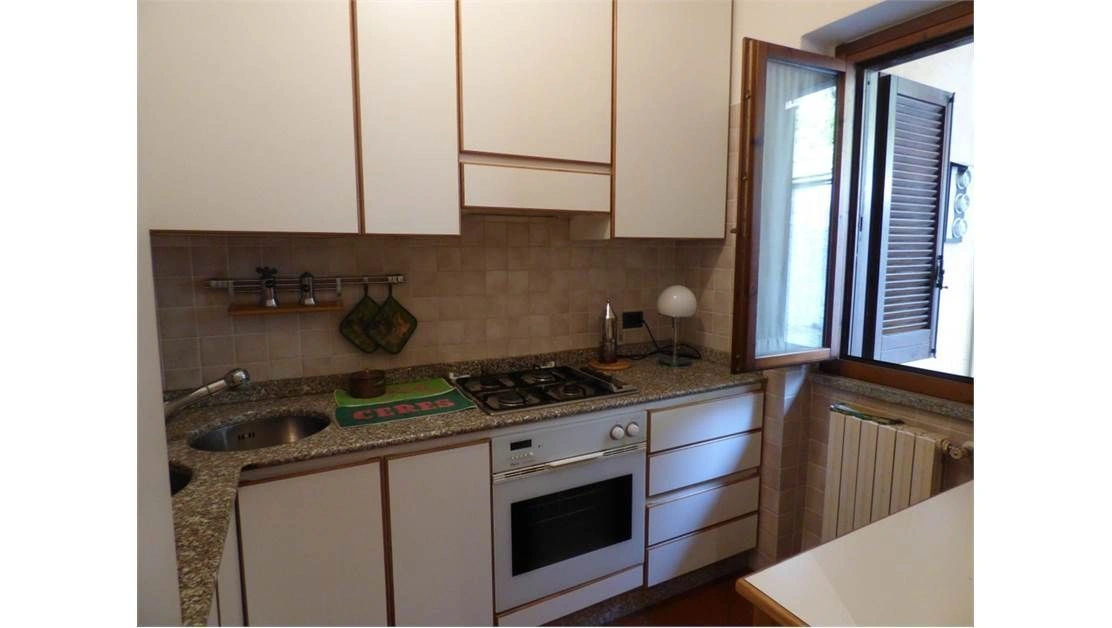 View apartment 80 m2 in Como
