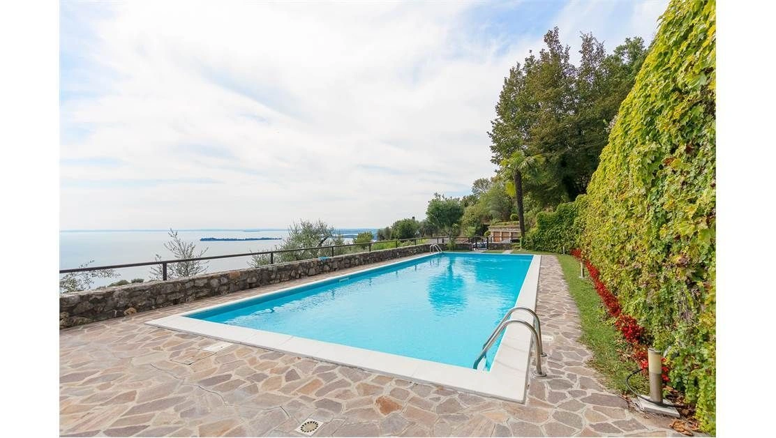 Apartment with terrace in Fasano
