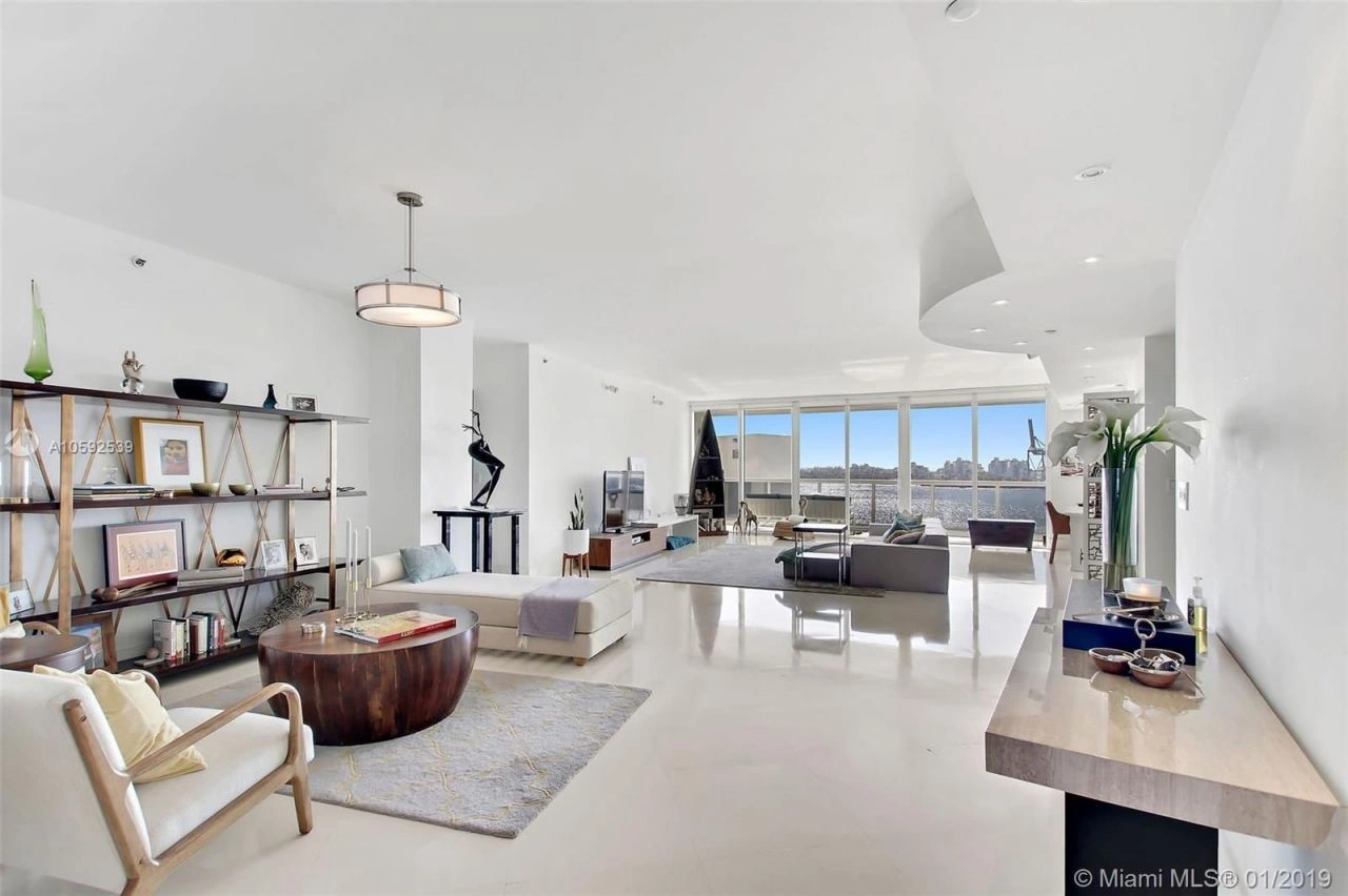 Роскошная квартира 3+1 в комплексе Майами, США