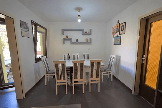 Villa 2+1 près de la pittoresque baie de Kotor