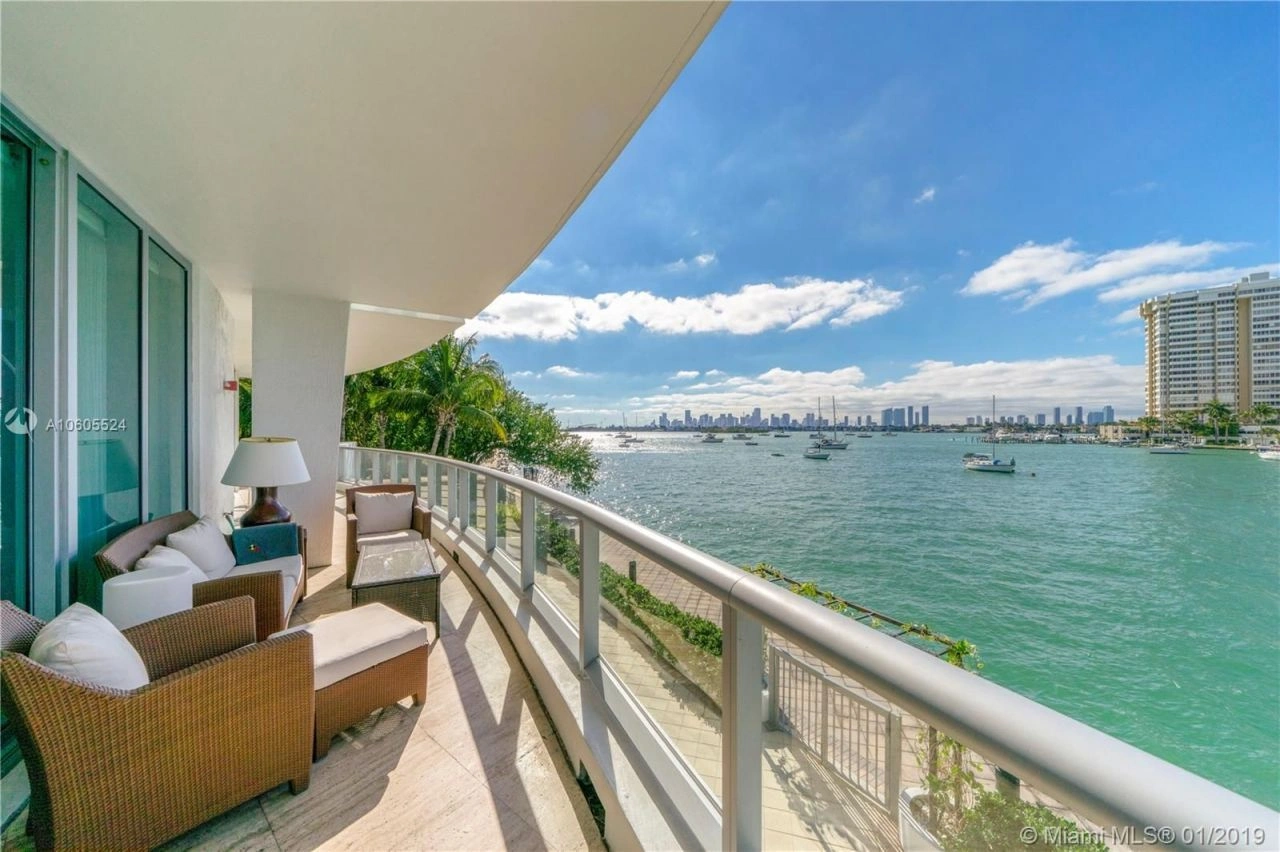 मियामी, USA में समुद्र के किनारे 190 m2 का एक्सक्लूसिव अपार्टमेंट