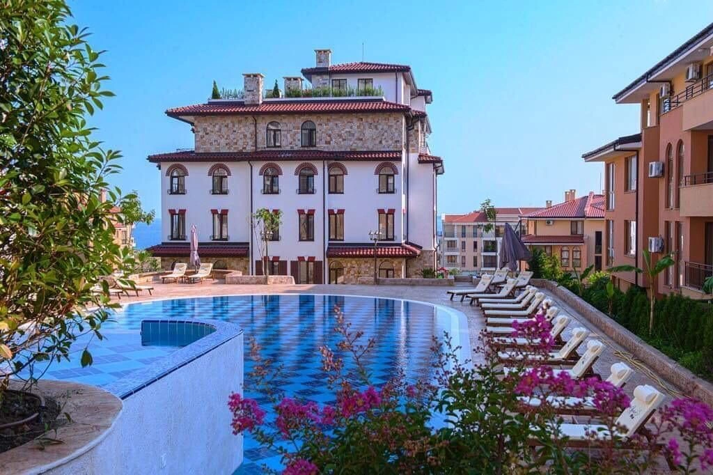 Apartment with sea view in a prestigious complex in Sveti Vlas, Bulgaria