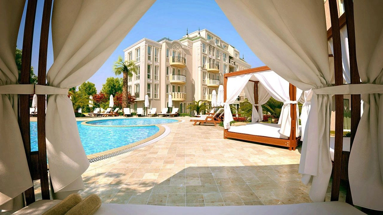 Apartment near the beach in a prestigious complex in the center of Ravda, Bulgaria