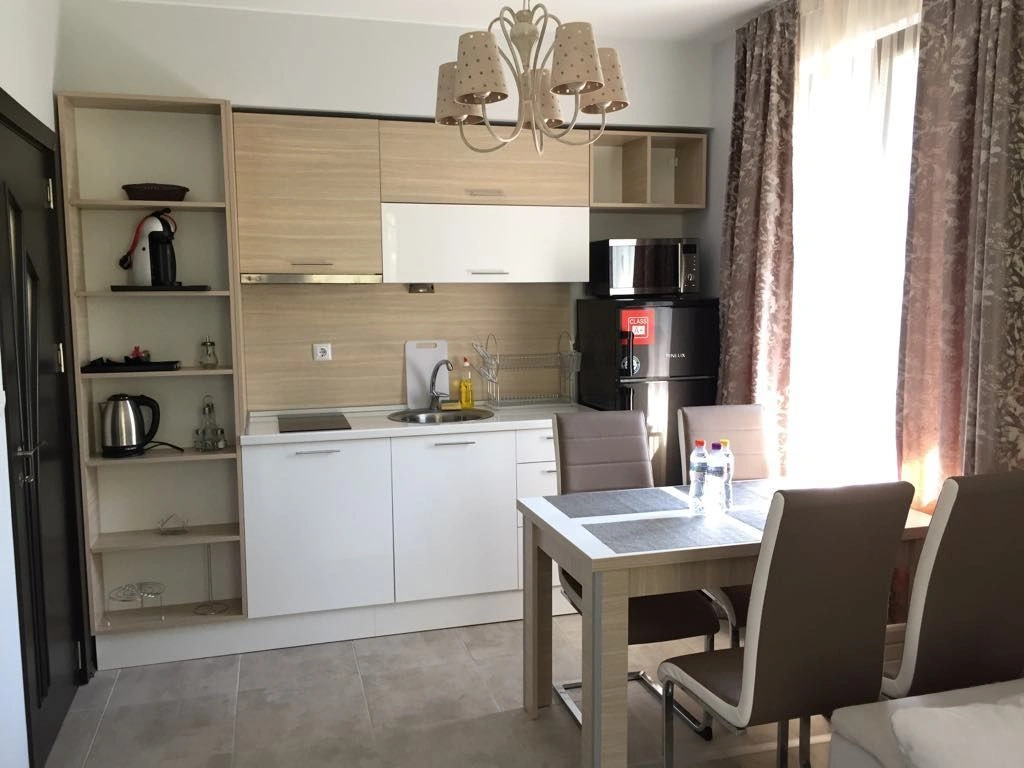 Apartment with spacious living room and appliances in Primorsko, Bulgaria