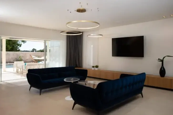 Cavtat, क्रोएशिया में समुद्र की पहली पंक्ति में विला