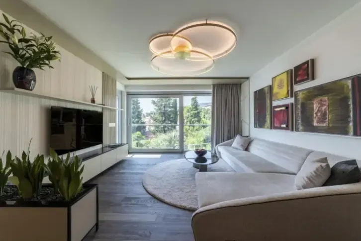 Luxury apartments of 95 sq. m.m overlooking the sea harbor, in the city of Opatija