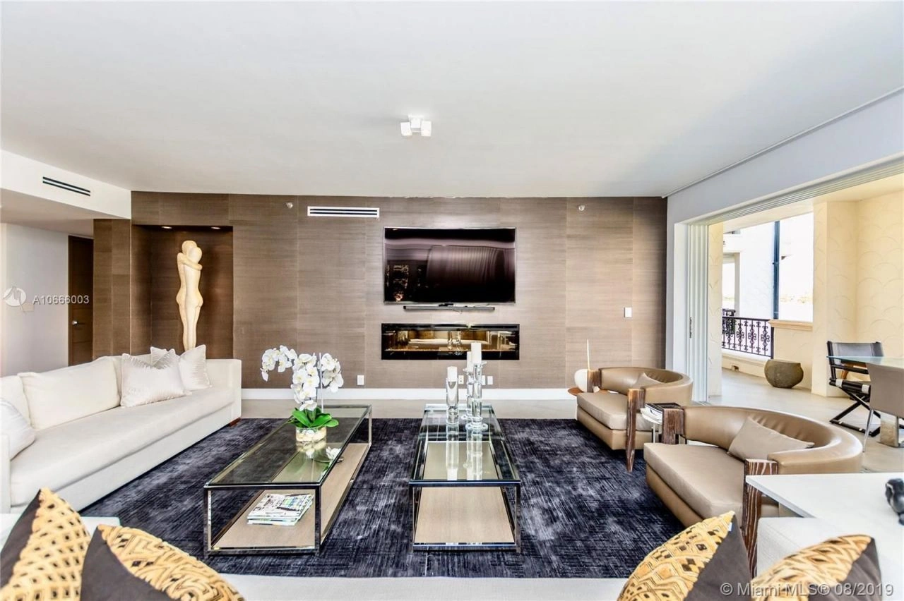 Amplio apartamento con 4 dormitorios en Miami