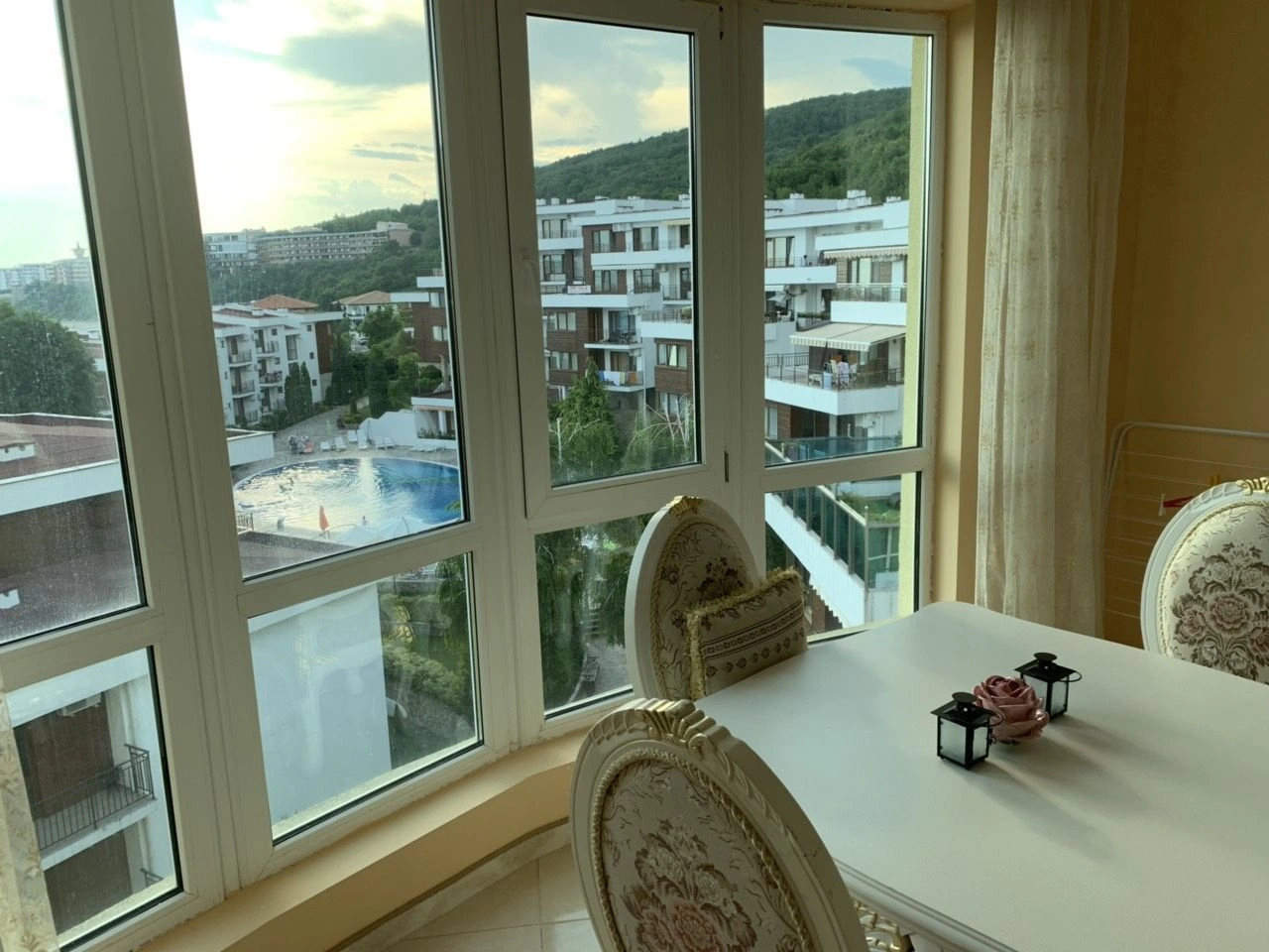 Apartment in a prestigious complex on the first line of the sea in Elenita, Bulgaria