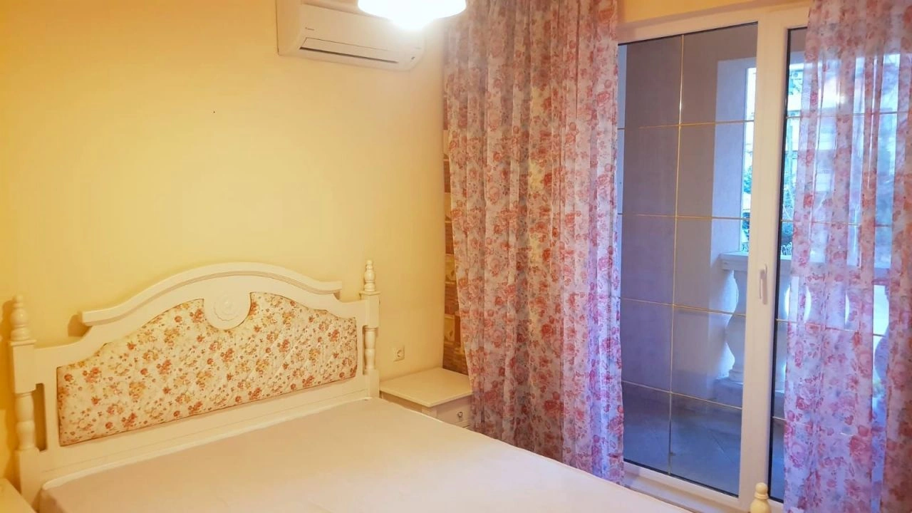 Townhouse with outdoor pool in Sunny Beach, Bulgaria