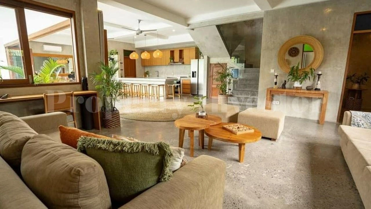 Modern villa 370 m2 in Canggu