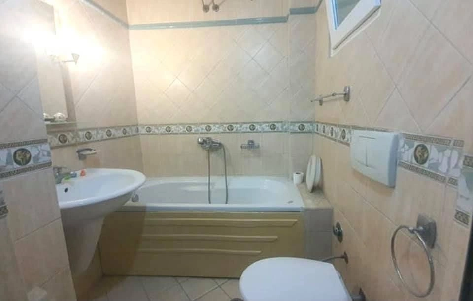 شقة حديثة بمساحة 115 متر مربع في دورس