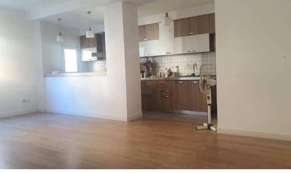 شقة حديثة بمساحة 115 متر مربع في دورس