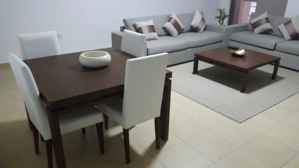 Apartment 100 m2 with views of the Marina and pool