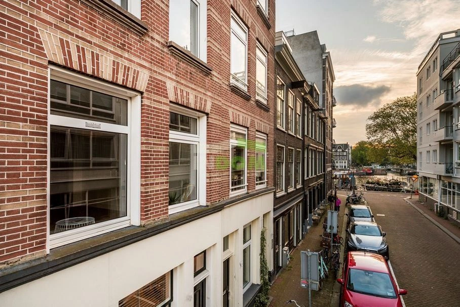 Apartamento iluminado no centro histórico de Amsterdã, na Holanda