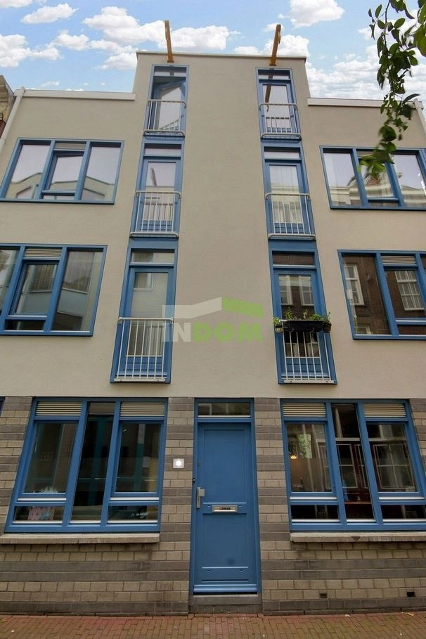 آپارتمان با محوطه بسته در مرکز آمستردام، هلند