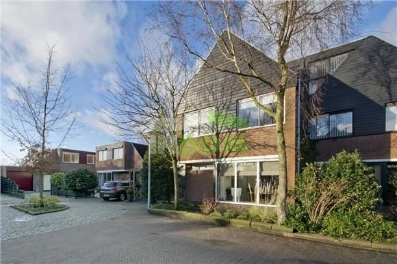 Beautiful house 206 m2 in the city of Haarlem suburb of Amsterdam