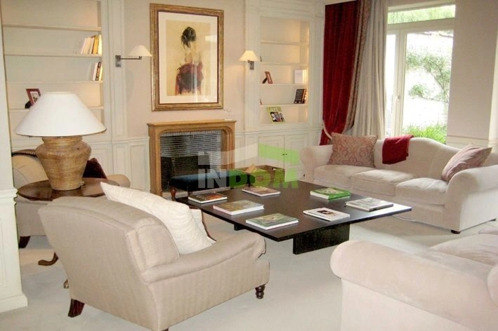 آپارتمان با تراس وسیع در منطقه معتبر بروکسل، بلژیک