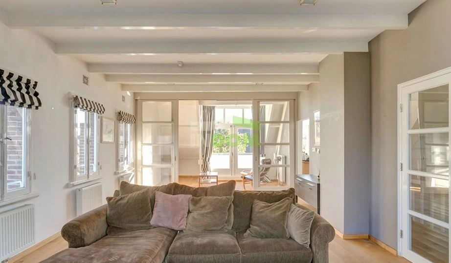 Amsterdam'ın tarihi merkezinde dubleks daire