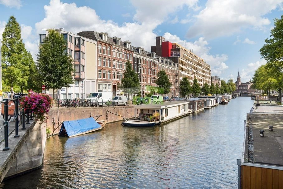 Two-bedroom apartment in a historic house in Amsterdam, the Netherlands