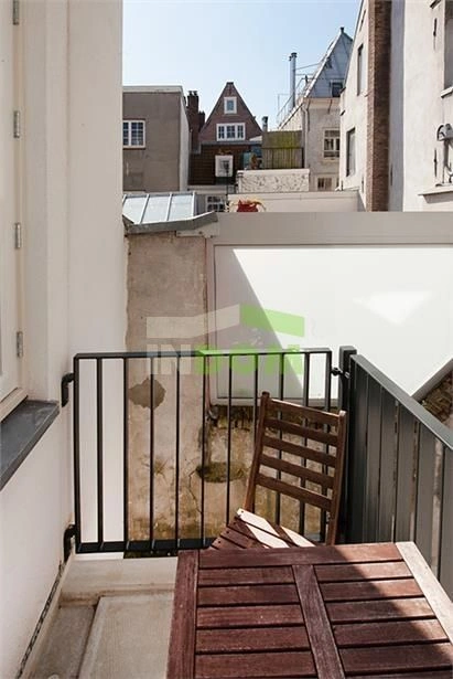 شقة مشمسة في منزل حديث بمركز أمستردام، هولندا