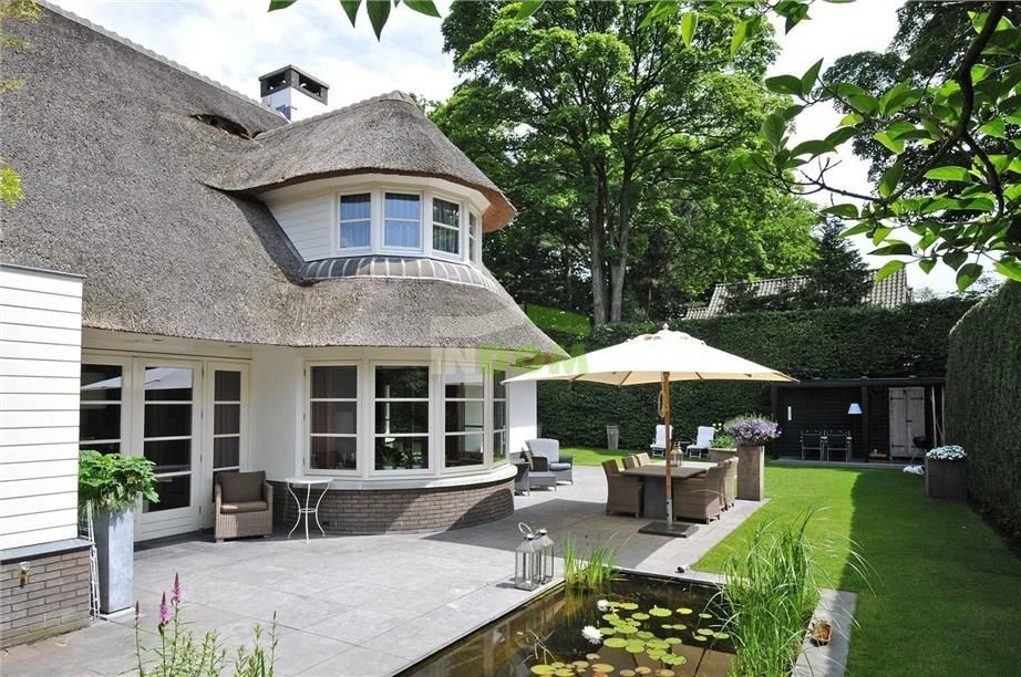 فيلا فاخرة في ضاحية راقية في أمستردام، هولندا