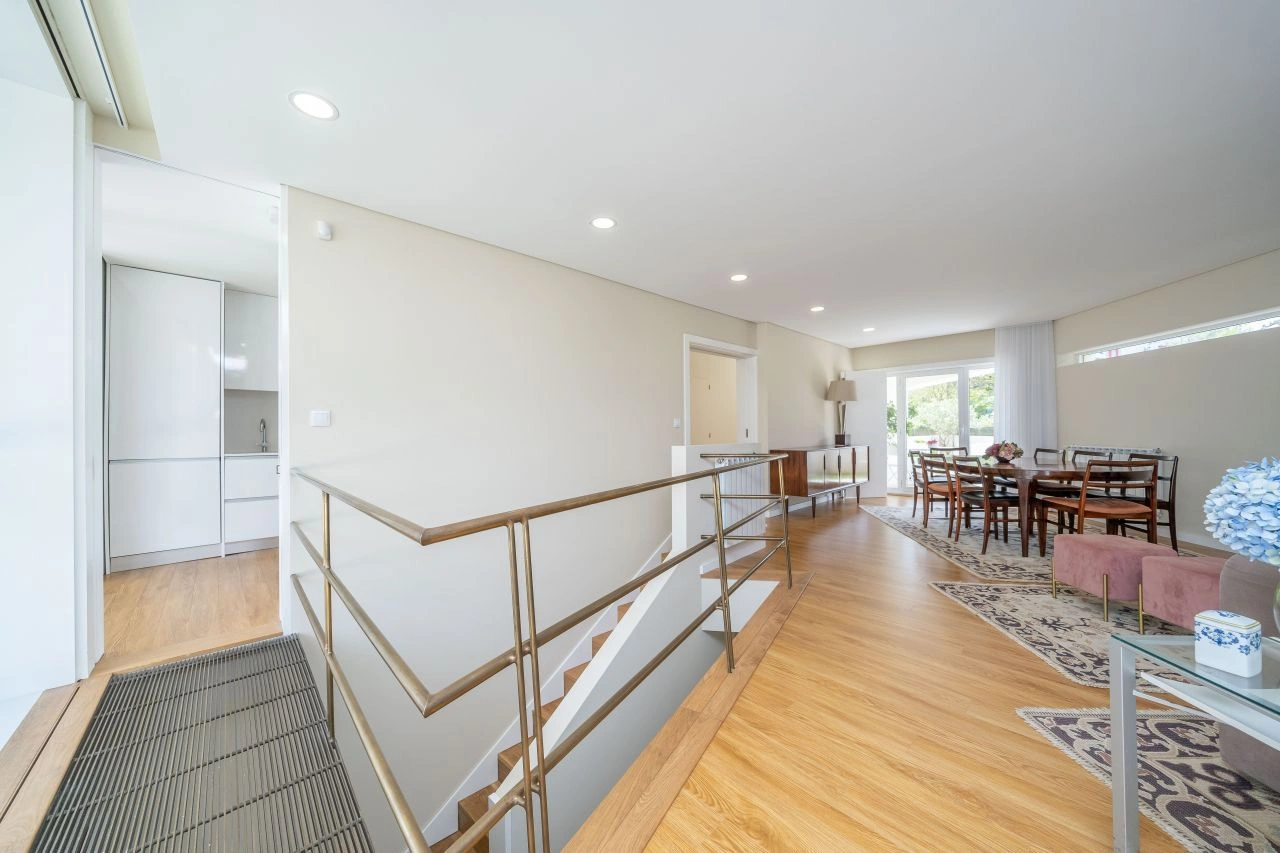 خانه با تزیینات عالی در پواوا دِ وارزیم، منطقه پورتو