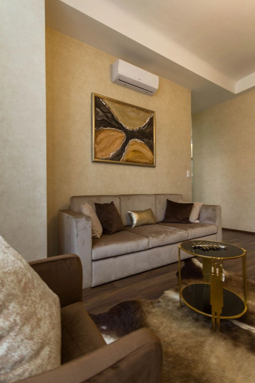 Budapeşte, Macaristan — 2. katta 94 m2 geniş daire