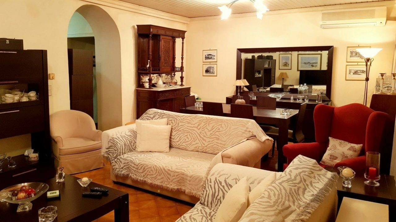 شقة 3+1 في كورفو