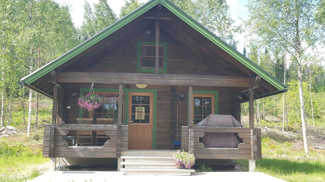 芬兰 Juuka 湖畔 1+1 小屋