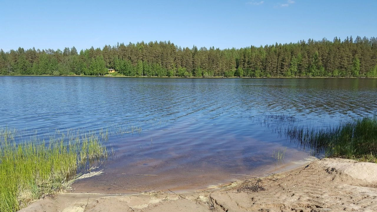 芬兰 Juuka 湖畔 1+1 小屋