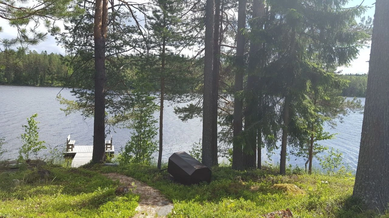 芬兰 Juuka 湖畔 1+1 小屋